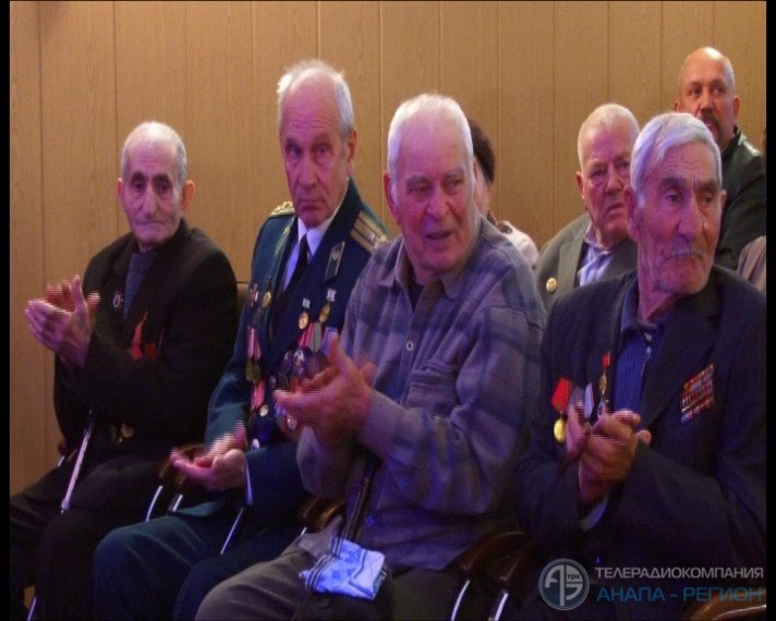 В Анапе прошел концерт – чествование, посвященный ветеранам Великой Отечественной войны и труженикам тыла