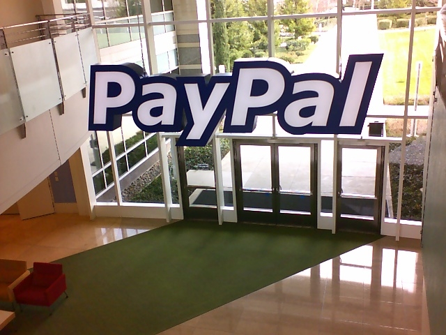 Руководство PayPal отказало Елизавете Глинке в оформлении счета для благотворительных нужд