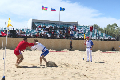 Чемпионат края по пляжному самбо стал первым спортивным мероприятием, состоявшимся на новом пляжном стадионе в Анапе